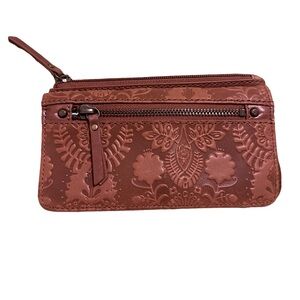 The Sak Brown Leather Clutch Wallet / Cinnamon/ Fantastic Shape / Awesome!